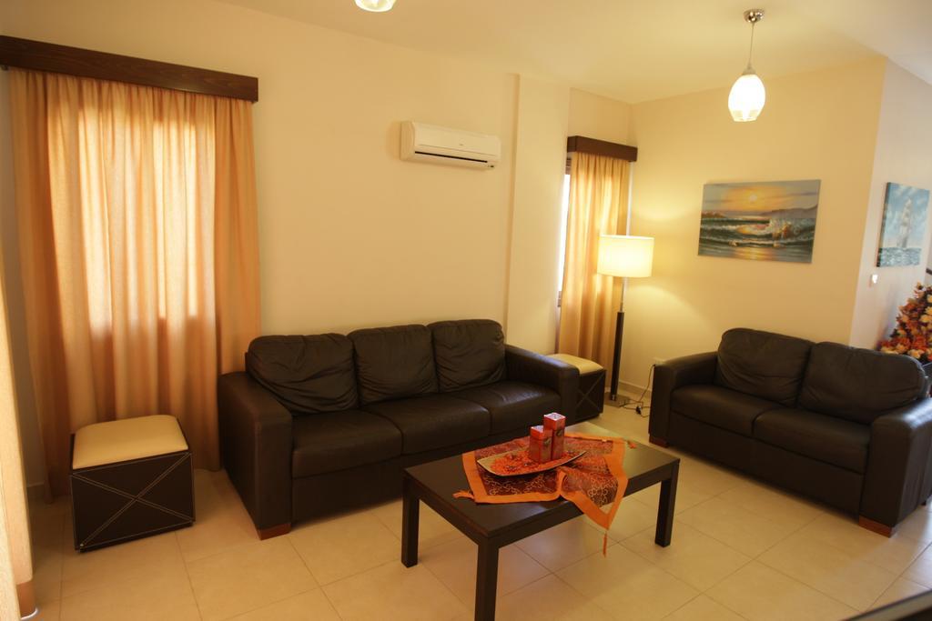 Vineland Sheromyli Villas Pissouri Oda fotoğraf